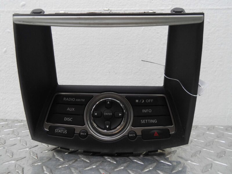 Изображение товара 120721 - 00120721 panel upravleniya magnitoloj Toyota Hiace