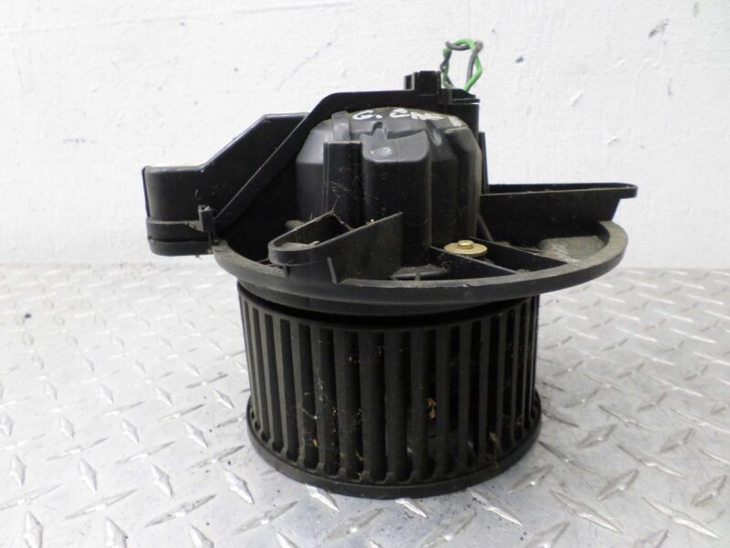 Изображение товара 120724 - 00120724 ventilyator otopitelya (motorchik pechki)