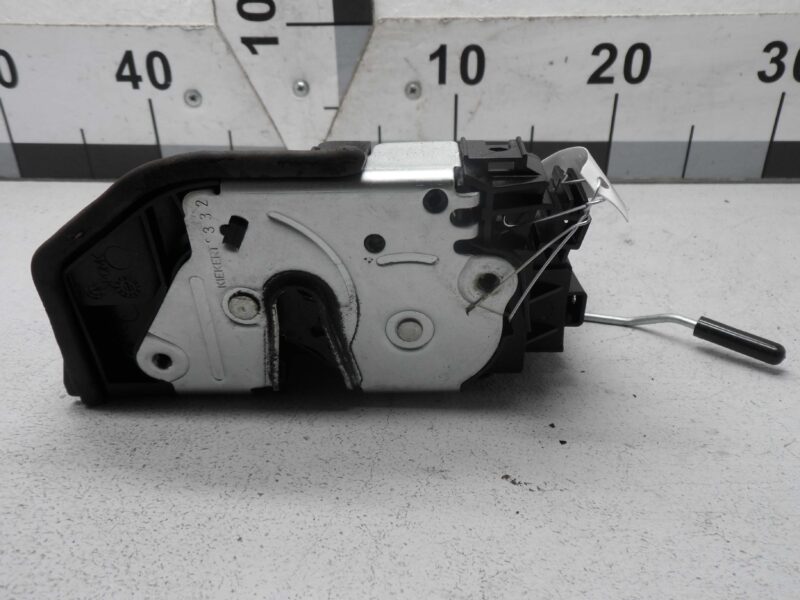 Изображение товара 120836 - 00120836 zamok dveri zadnej pravoj