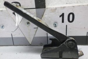 Изображение товара 120896 - 00120896 petlya kapota levaya Isuzu Rodeo 2