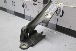 Изображение товара 120896 - 00120896 petlya kapota levaya Isuzu Rodeo