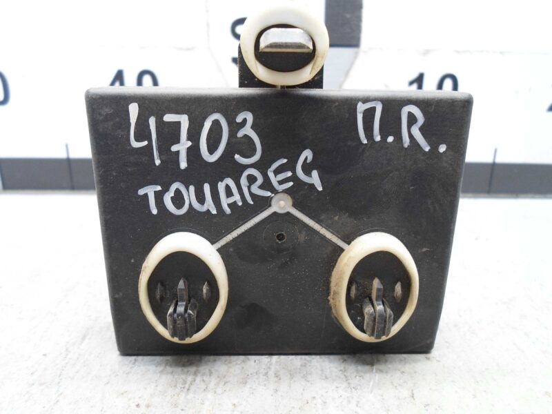 Изображение товара 120953 - 00120953 blok upravleniya perednej pravoj dveri Toyota Corolla Verso