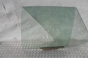 Изображение товара 121040 - 00121040 steklo dveri zadnej levoj Rover 75