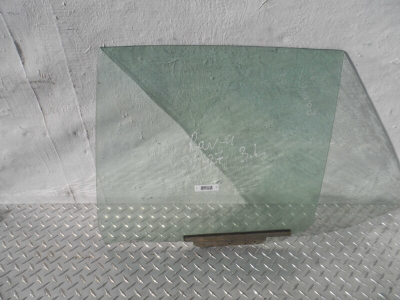 Изображение товара 121040 - 00121040 steklo dveri zadnej levoj Rover 75