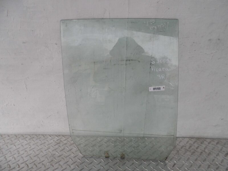 Изображение товара 121042 - 00121042 steklo dveri zadnej pravoj Renault Twingo