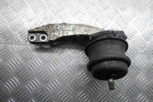 Изображение товара 121345 - 00121345 podushka krepleniya dvigatelya 