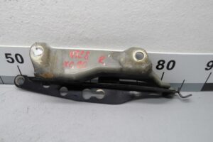 Изображение товара 121503 - 00121503 petlya kapota pravaya Volvo V50 3