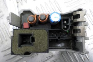 Изображение товара 121587 - 00121587 rezistor otopitelya Ford Fiesta 1