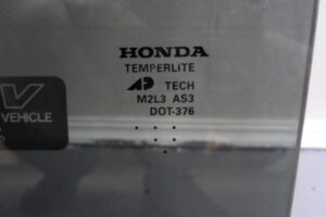 Изображение товара 121681 - 00121681 steklo dveri zadnej levoj 2