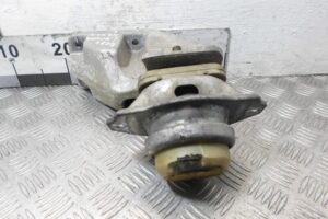 Изображение товара 121763 - 00121763 kronshtejn dvigatelya Audi Q5