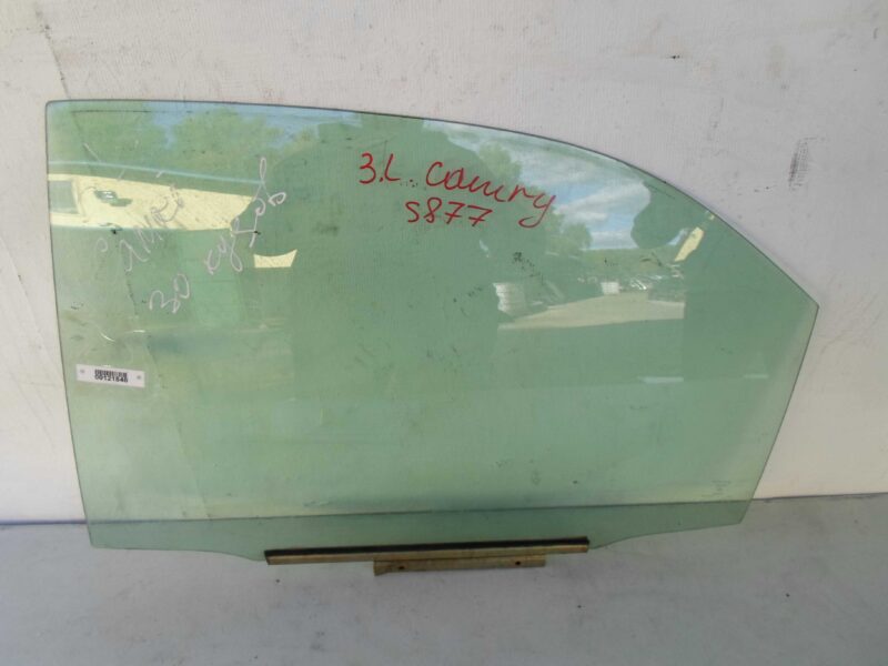 Изображение товара 121840 - 00121840 steklo dveri zadnej levoj Subaru Impreza