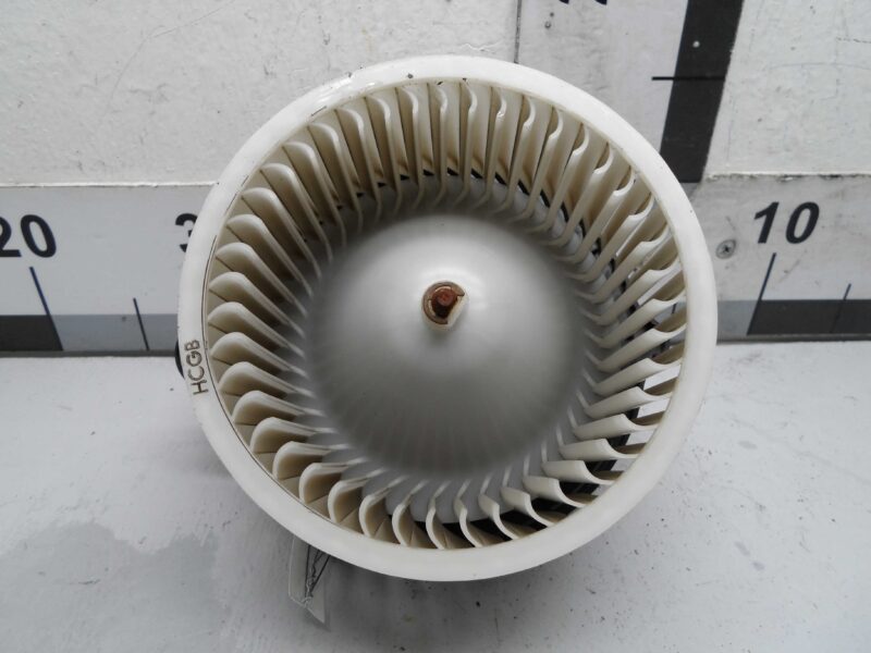 Изображение товара 121878 - 00121878 ventilyator otopitelya (motorchik pechki)