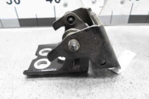 Изображение товара 122029 - 00122029 petlya dveri zadnyaya Toyota Venza 1