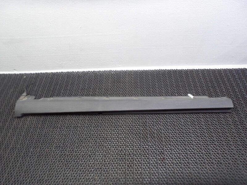 Изображение товара 122091 - 00122091 porog plastikovyj levyj Audi TT