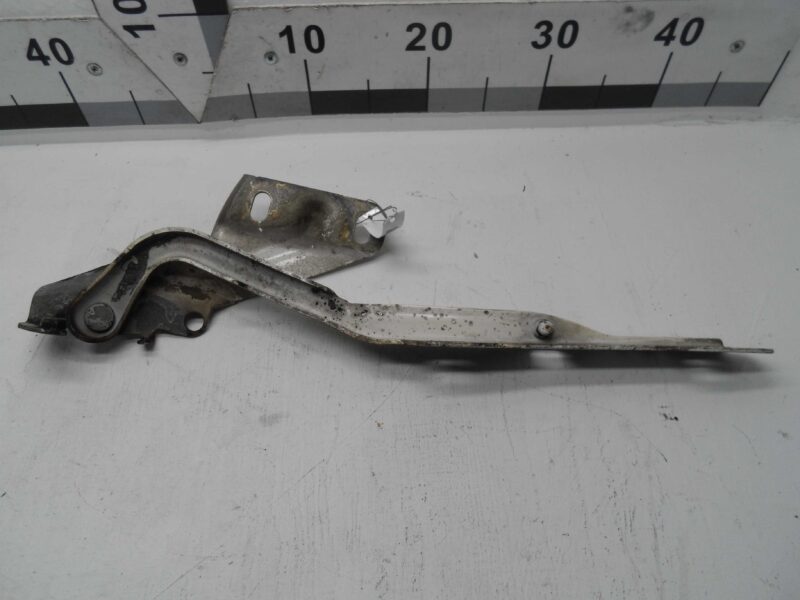 Изображение товара 122170 - 00122170 petlya kapota pravaya