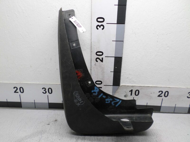 Изображение товара 122173 - 00122173 bryzgovik zadnij Toyota Hiace