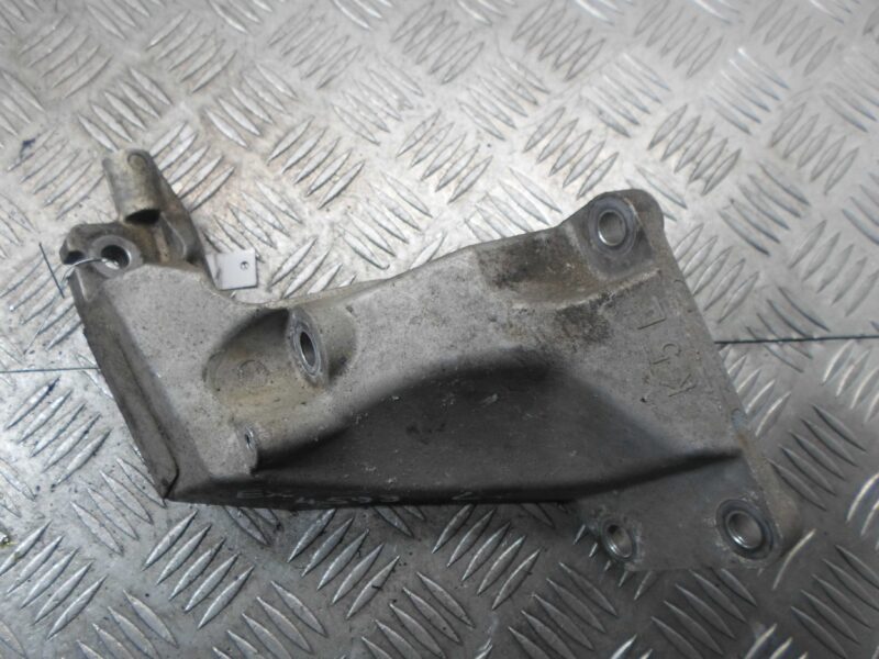 Изображение товара 122209 - 00122209 kronshtejn Toyota Hiace