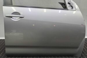 Изображение товара 122237 - 00122237 dver perednyaya pravaya 1