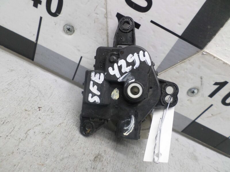 Изображение товара 122256 - 00122256 motorchik zaslonki pechki Pontiac TransSport