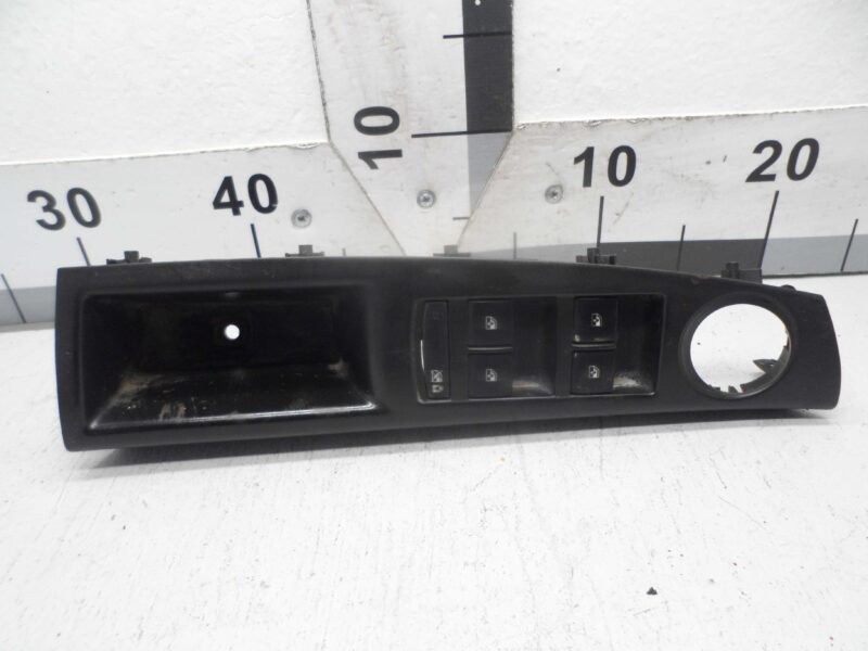 Изображение товара 122338 - 00122338 knopka steklopodemnika