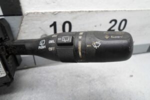 Изображение товара 122382 - 00122382 pereklyuchatel podrulevoj (strekoza) 2