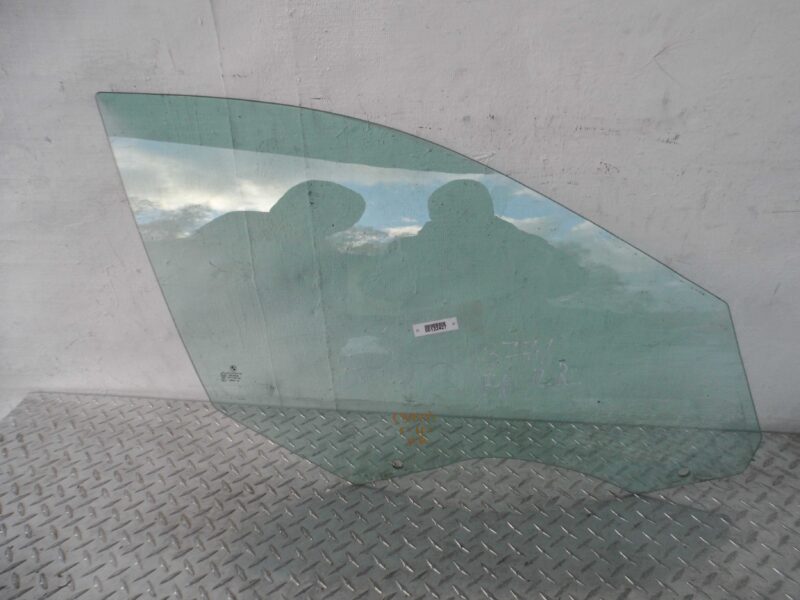 Изображение товара 122427 - 00122427 steklo dveri perednej pravoj