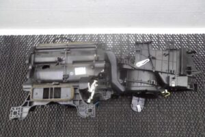 Изображение товара 122467 - 00122467 korpus otopitelya (pechki) Chevrolet Cobalt 1