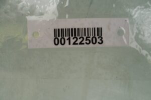 Изображение товара 122503 - 00122503 steklo dveri perednej pravoj Audi 80 1