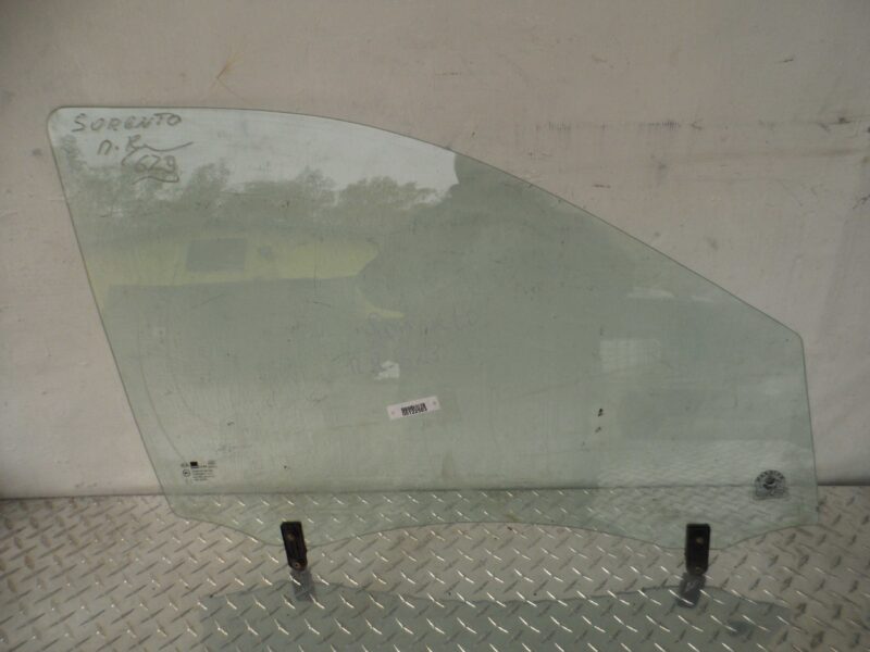 Изображение товара 122503 - 00122503 steklo dveri perednej pravoj Audi 80