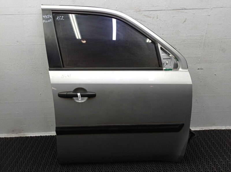 Изображение товара 122609 - 00122609 dver perednyaya pravaya