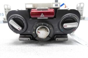 Изображение товара 122757 - 00122757 pereklyuchatel otopitelya Peugeot 107