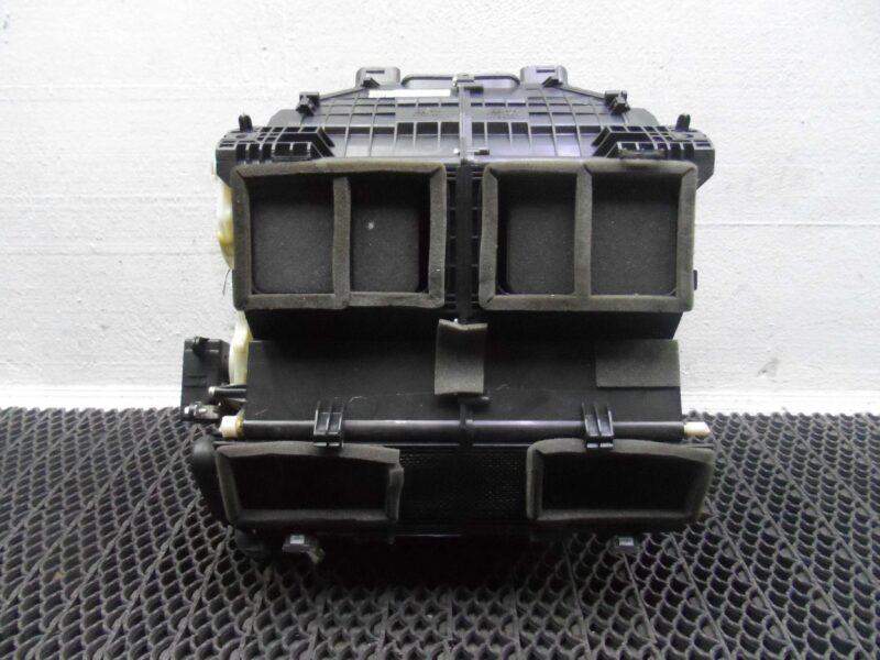 Изображение товара 122782 - 00122782 korpus otopitelya (pechki) Toyota Hiace