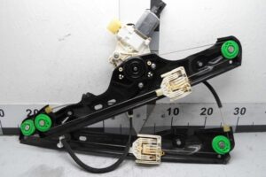 Изображение товара 122920 - 00122920 steklopodemnik perednij pravyj 2