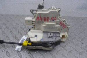 Изображение товара 122926 - 00122926 zamok dveri perednej levoj 1