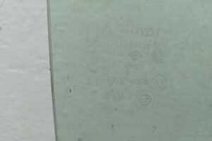 Изображение товара 122937 - 00122937 steklo dveri zadnej pravoj Rover 75 2