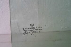 Изображение товара 123104 - 00123104 steklo dveri zadnej levoj 2