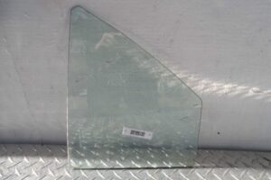 Изображение товара 123140 - 00123140 steklo dveri zadnej levoj 