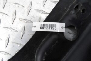 Изображение товара 123195 - 00123195 kozhukh zamka kapota 2