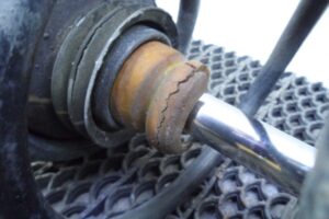 Изображение товара 123264 - 00123264 amortizator perednij levyj Subaru Legacy 1