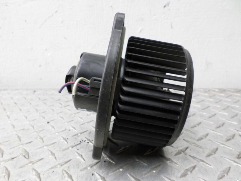 Изображение товара 123271 - 00123271 ventilyator otopitelya (motorchik pechki) Citroen Evasion
