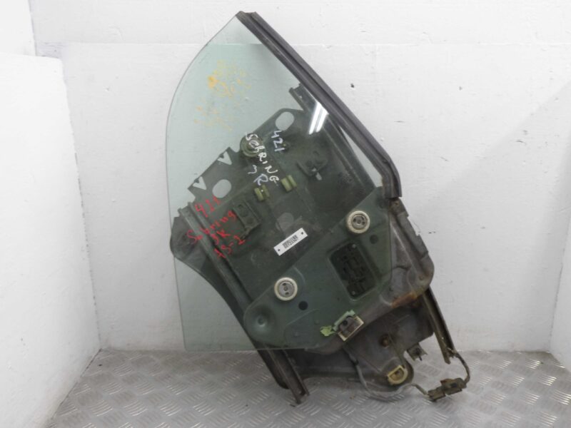 Изображение товара 123307 - 00123307 steklo kuzovnoe pravoe