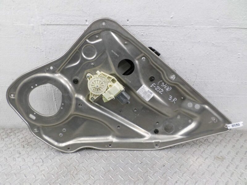 Изображение товара 123399 - 00123399 steklopodemnik zadnij pravyj Ford Explorer