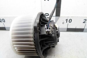 Изображение товара 123422 - 00123422 ventilyator otopitelya (motorchik pechki) Audi TT 1