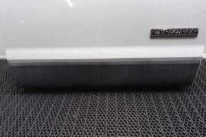 Изображение товара 123469 - 00123469 dver perednyaya pravaya BMW 4 Series 3