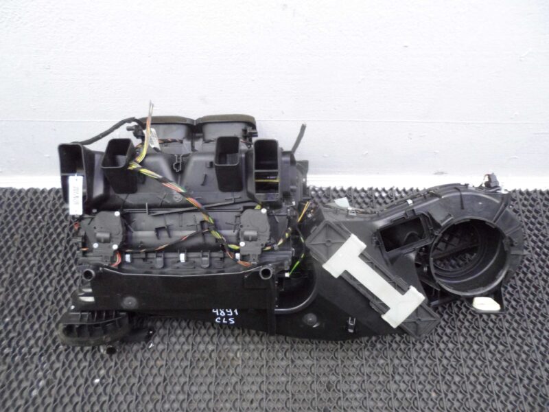 Изображение товара 123527 - 00123527 korpus otopitelya (pechki)