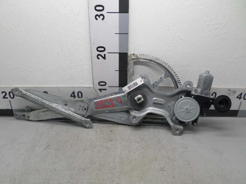 Изображение товара 123566 - 00123566 steklopodemnik perednij levyj