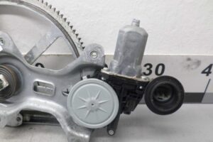 Изображение товара 123566 - 00123566 steklopodemnik perednij levyj 2