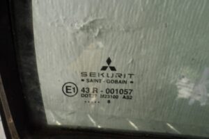 Изображение товара 123604 - 00123604 steklo kuzovnoe pravoe Jeep Commander 1