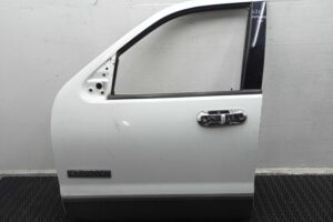 Изображение товара 123775 - 00123775 dver perednyaya pravaya BMW 4 Series