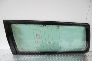 Изображение товара 123790 - 00123790 steklo kuzovnoe levoe 